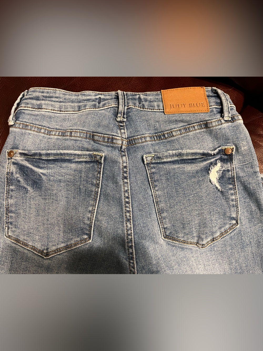 Judy Blue High Rise Distressed Knee Straight Leg Jeans Size 5/27
